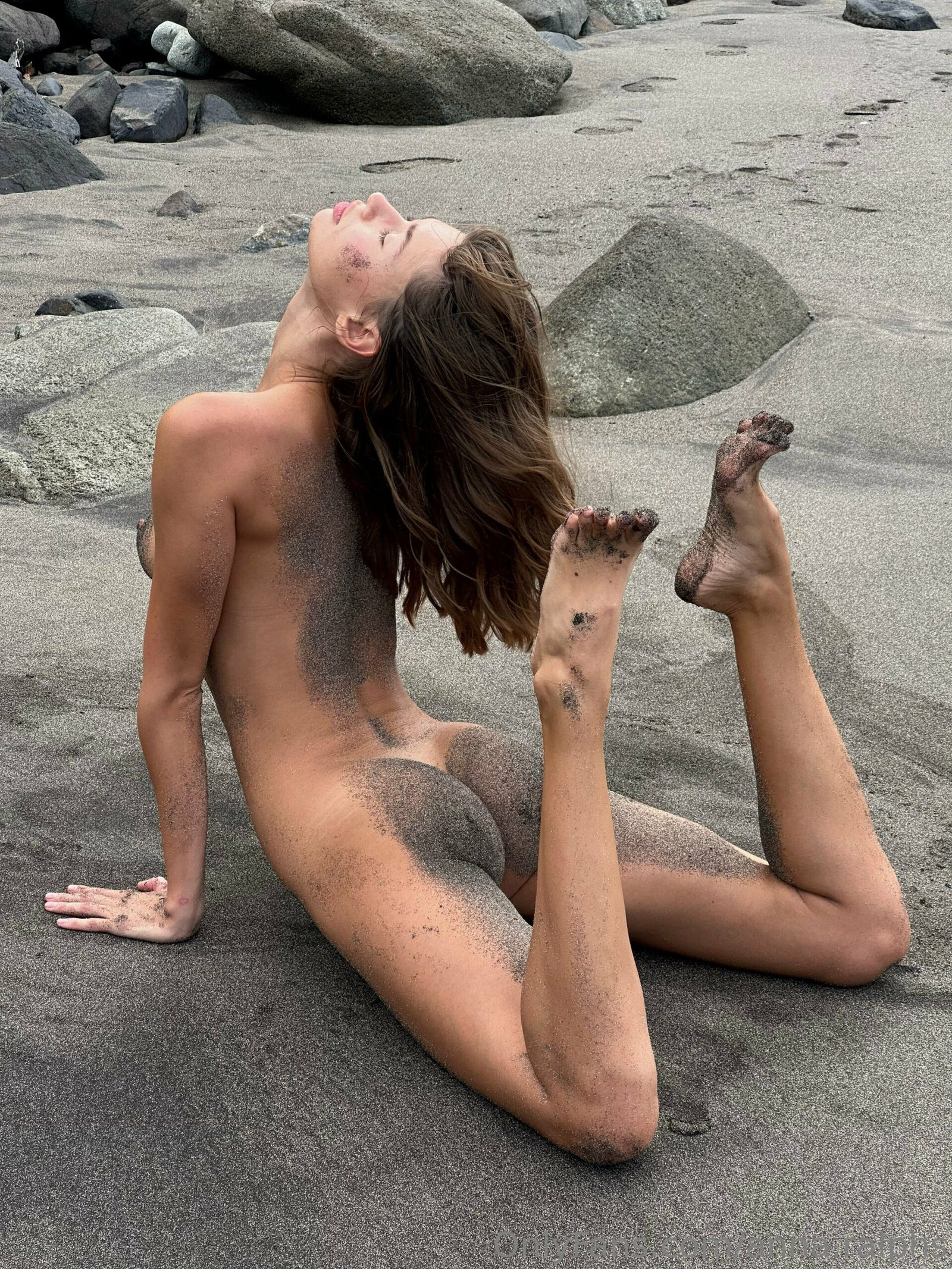 Anna Ralphs Naked in Beach Onlyfans Leaked (8)