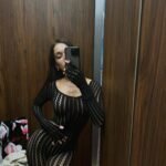 Read more about the article Ellie Leen in Hot Black Dress Onlyfans Leaked