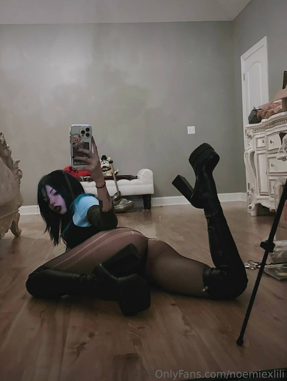 Noemiexlili Baddie Cosplay Onlyfans Leaked Images (14)
