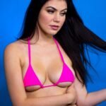 Read more about the article Mikaela Pascal in Pink Bikini Onlyfans Images Leaked (11 Photos)