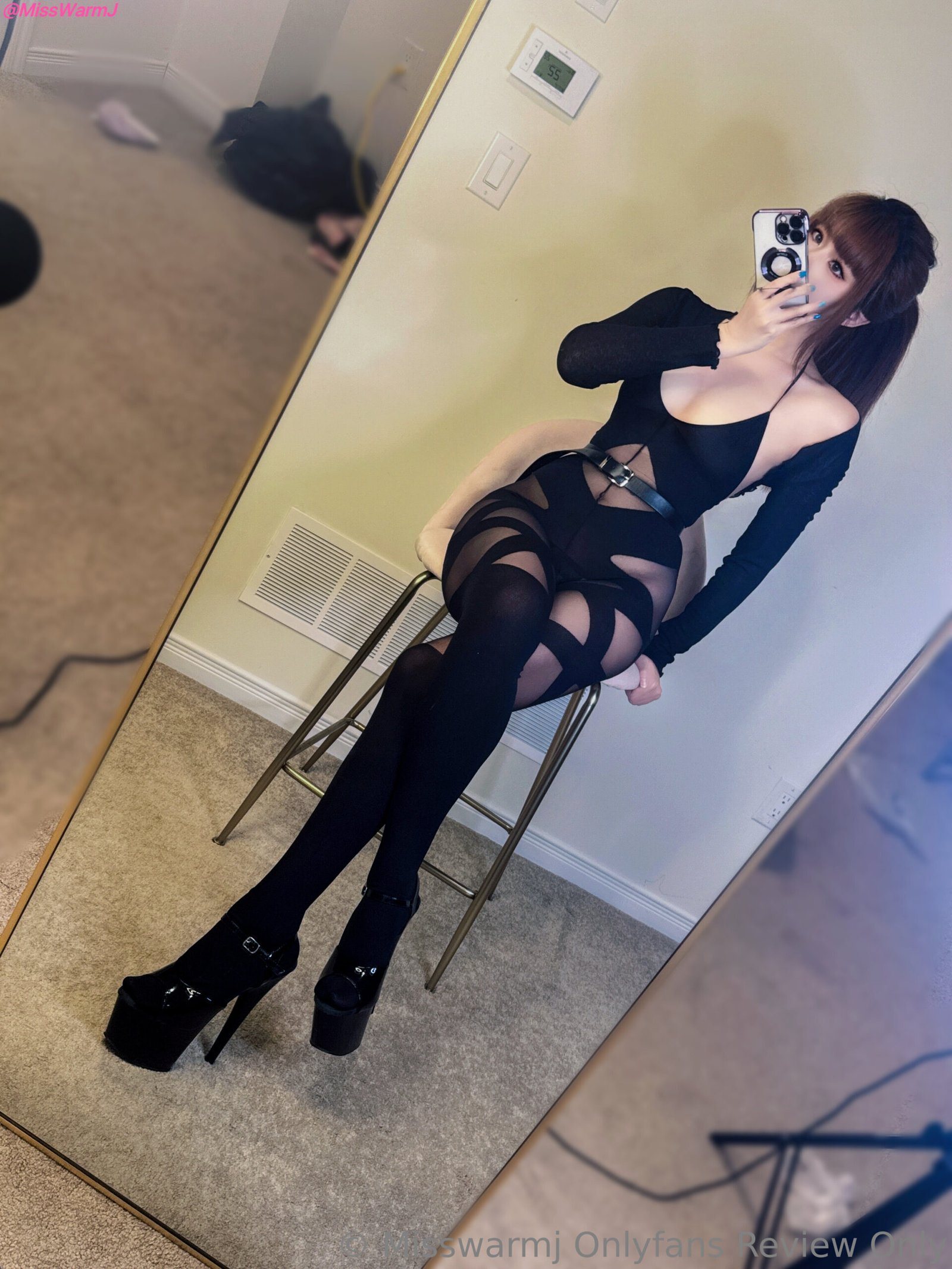 MissWarmJ in Hot Black Dress Onlyfans Images Leaked (6)