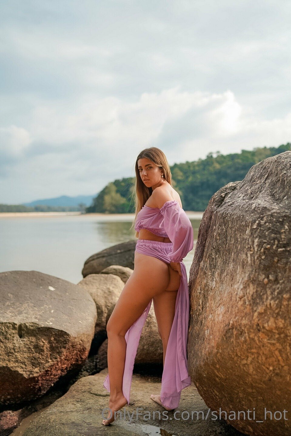 Shanti hot Beach Side Nude Onlyfans Images Leaked (18)