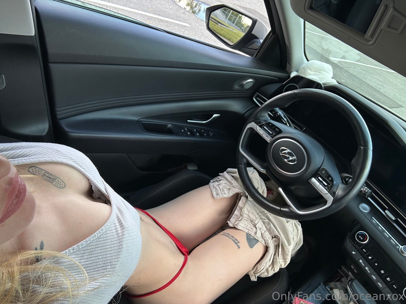 Ocean bunny Red Panties in Car Onlyfans Images Leaked (3)