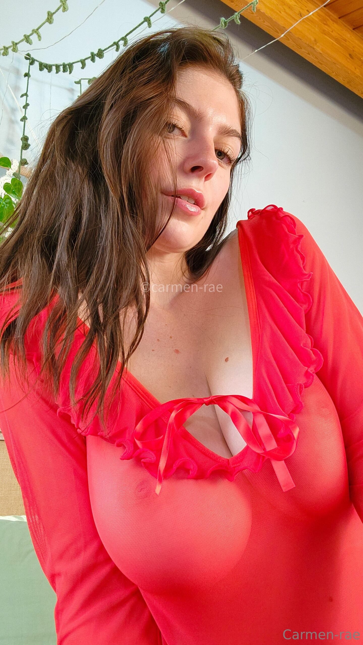 Makoshake See through Red Dress Onlyfans Images Leaked (12)